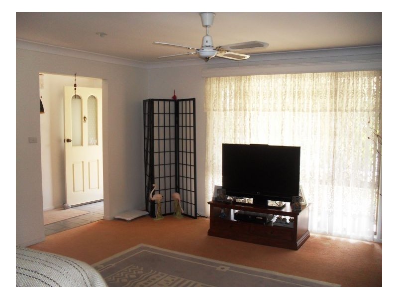 60 Waterman Street, Old Bar NSW 2430