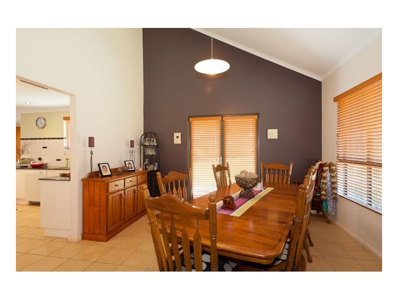 18 Ruby Drive, Taree NSW 2430