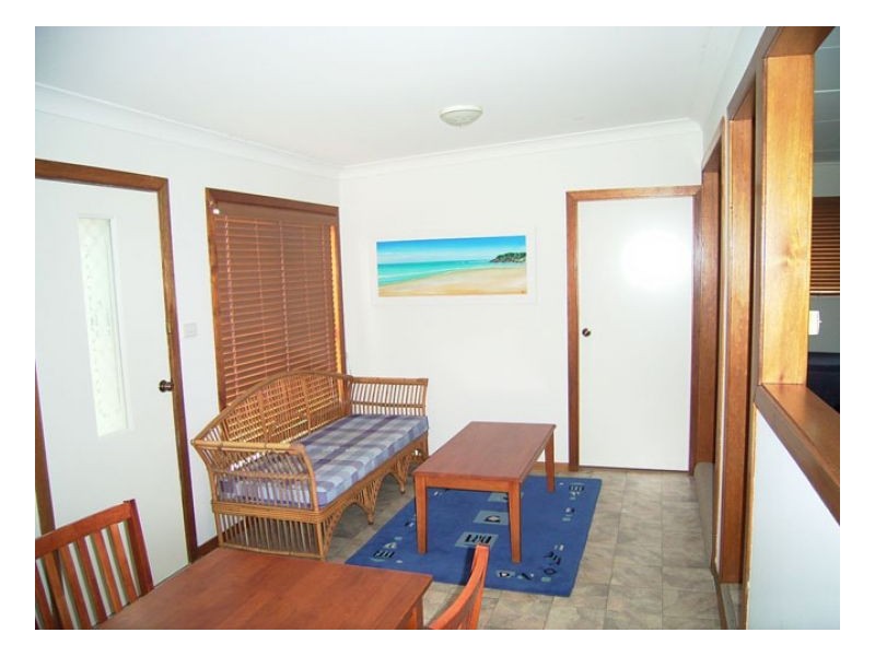 15 Tirriki Street, Old Bar NSW 2430