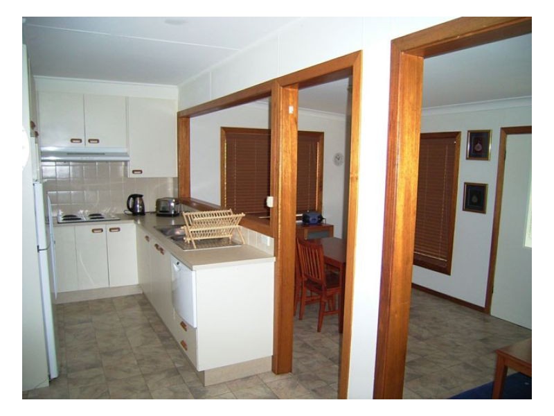 15 Tirriki Street, Old Bar NSW 2430