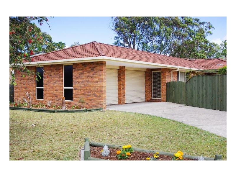 3 Joel Drive, Old Bar NSW 2430