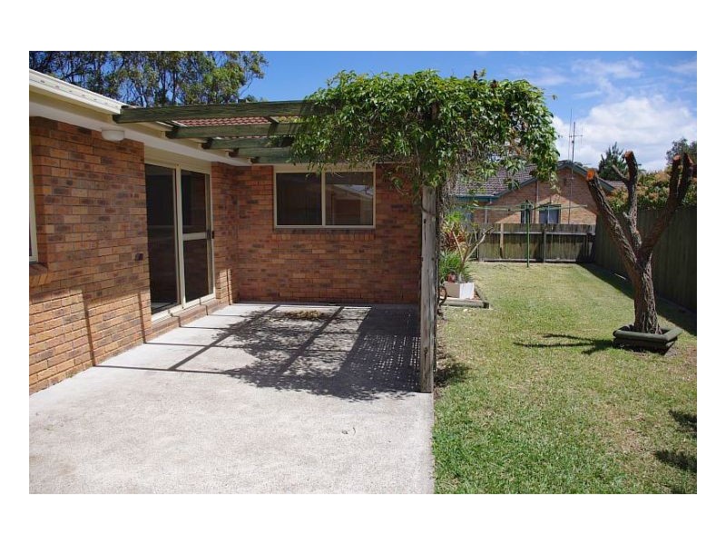3 Joel Drive, Old Bar NSW 2430