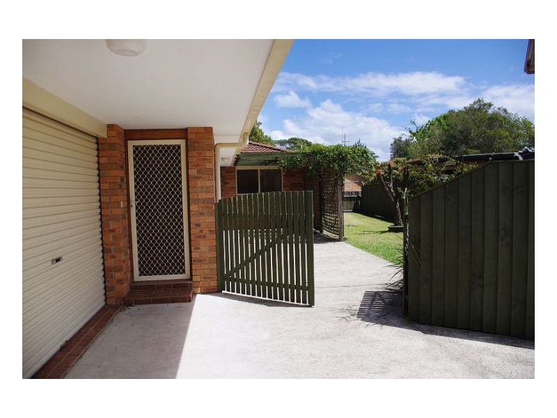 3 Joel Drive, Old Bar NSW 2430