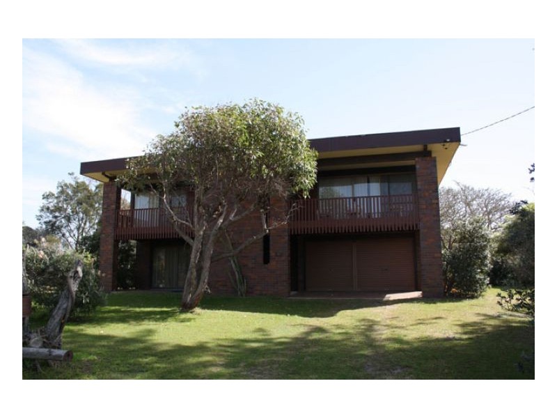 29 Lewis Street, Old Bar NSW 2430