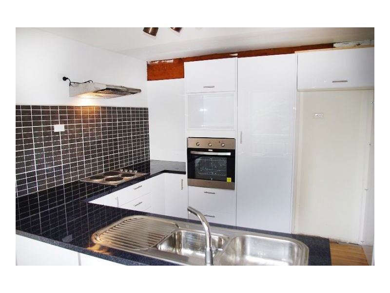29 Lewis Street, Old Bar NSW 2430