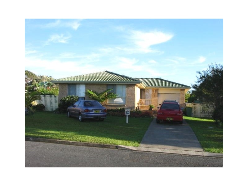 39 Clerke Street, Old Bar NSW 2430