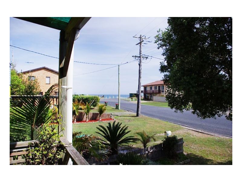 3 Rose Street, Old Bar NSW 2430