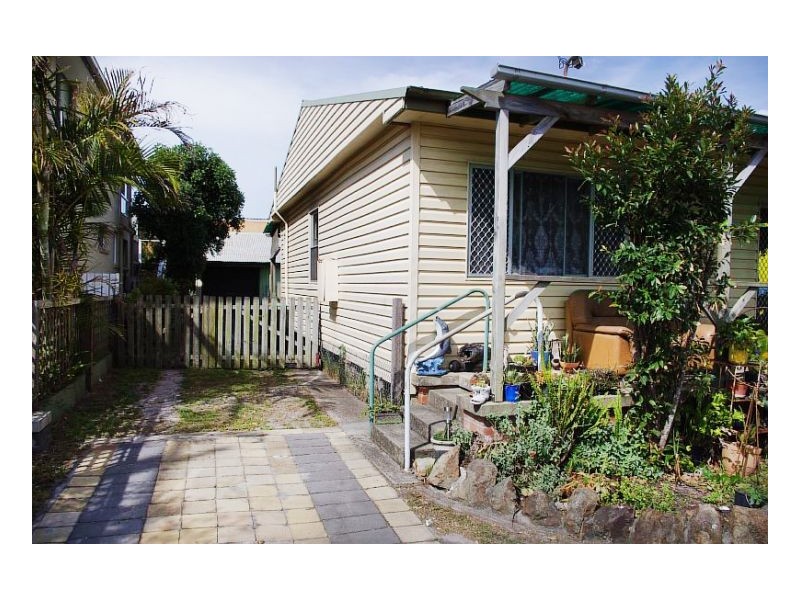 3 Rose Street, Old Bar NSW 2430