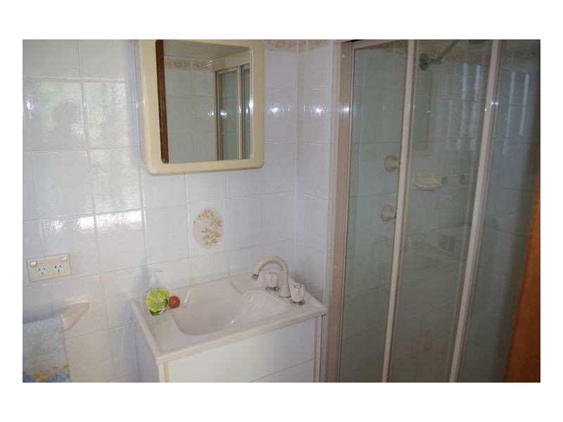 15 Old Bar Road, Old Bar NSW 2430