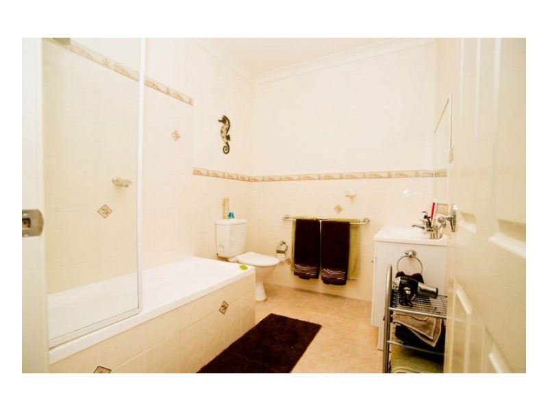 28a Mistral Place, Old Bar NSW 2430