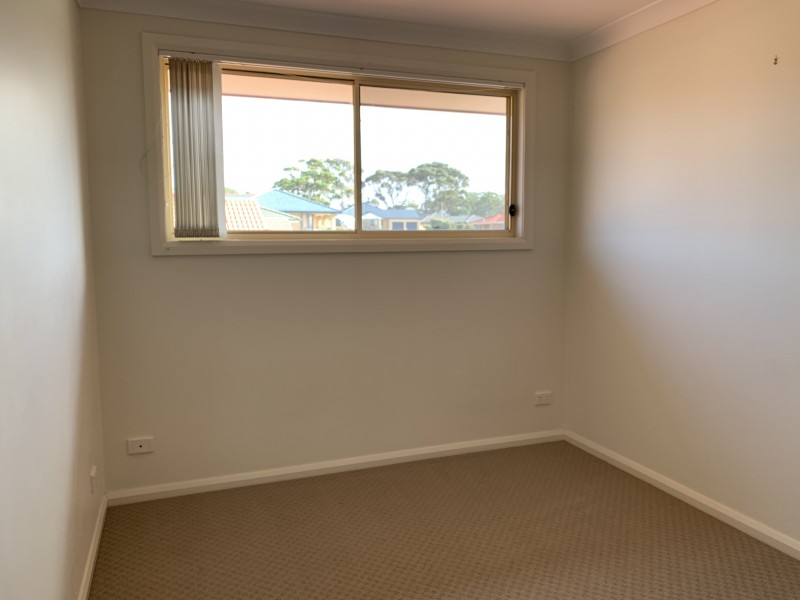 1/2 Mistral Place, Old Bar NSW 2430