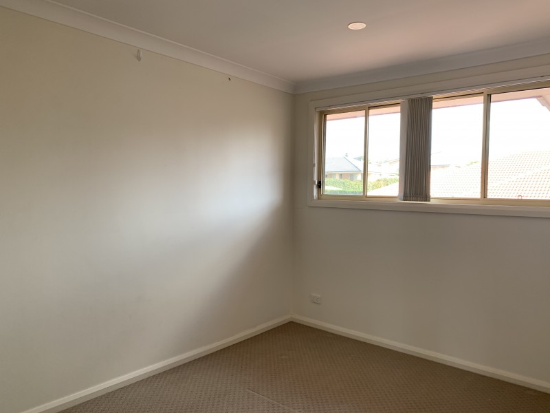 1/2 Mistral Place, Old Bar NSW 2430