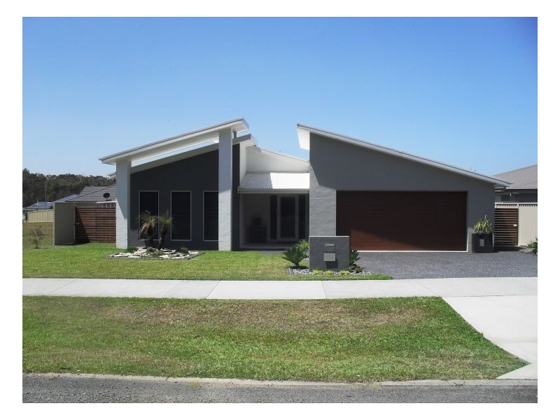 279 Saltwater Road, Wallabi Point NSW 2430