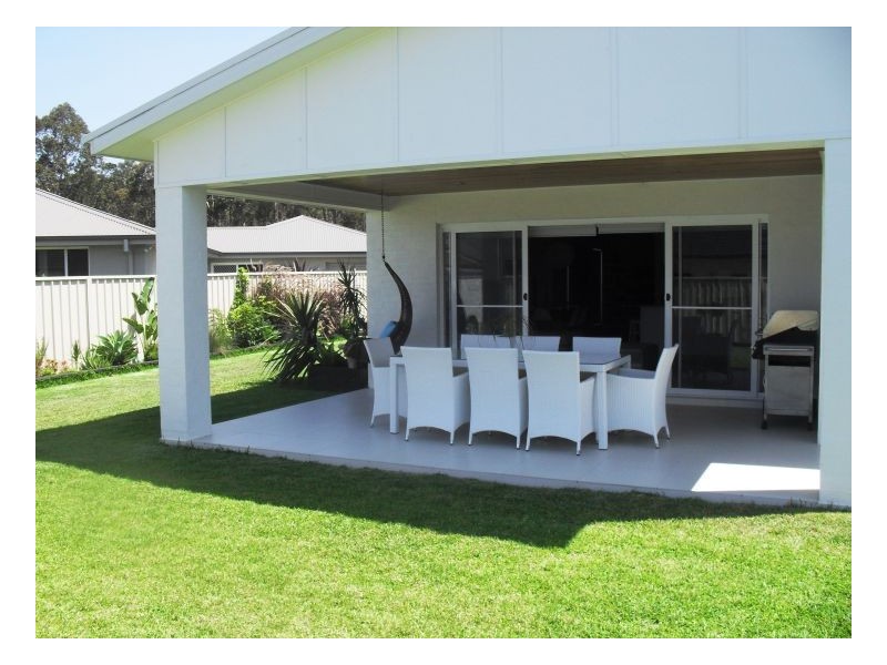 279 Saltwater Road, Wallabi Point NSW 2430