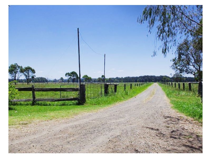 25 Thomas Lane, Oxley Island NSW 2430