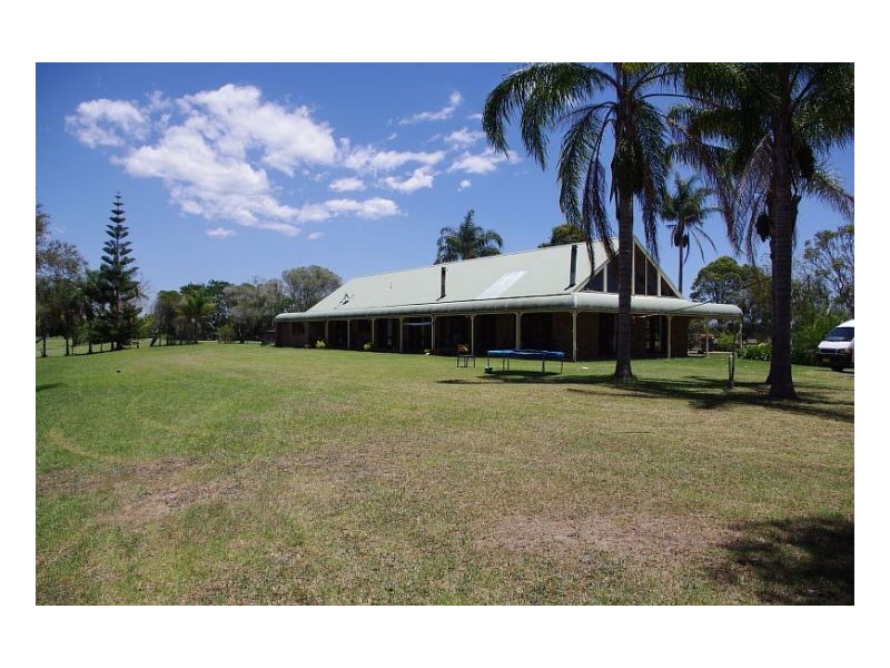 25 Thomas Lane, Oxley Island NSW 2430