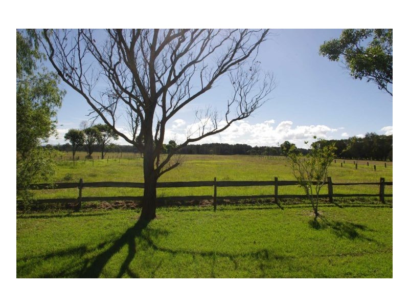 25 Thomas Lane, Oxley Island NSW 2430