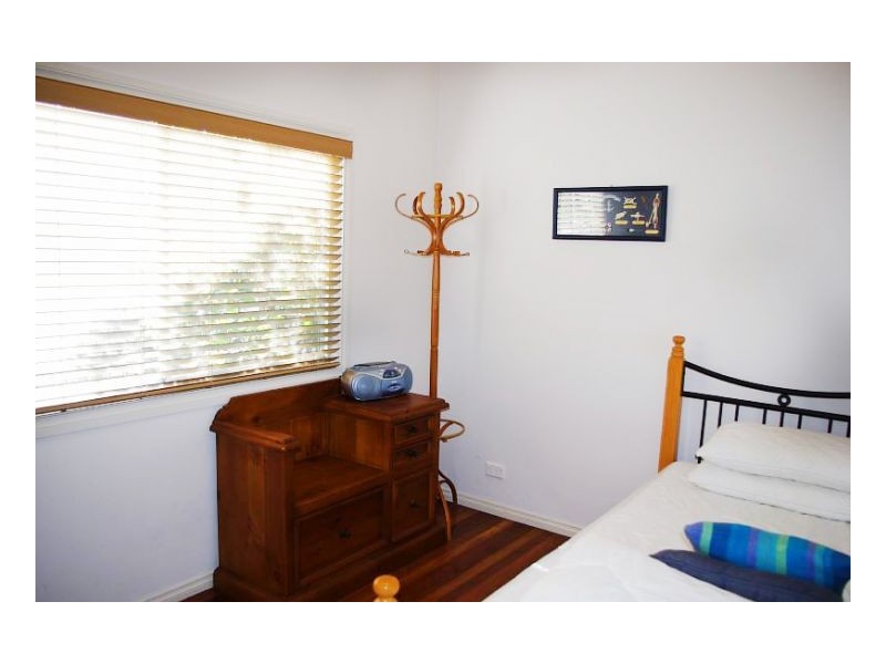 15 Hall Street, Old Bar NSW 2430