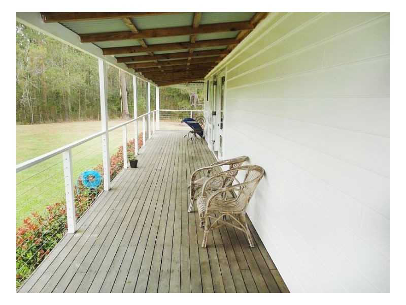 8 Peppermint Close, Old Bar NSW 2430