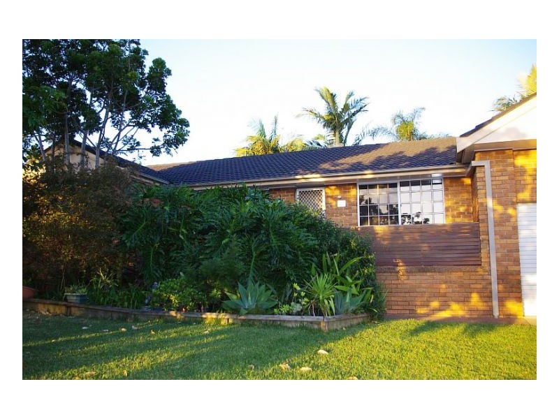 22 Molong Road, Old Bar NSW 2430
