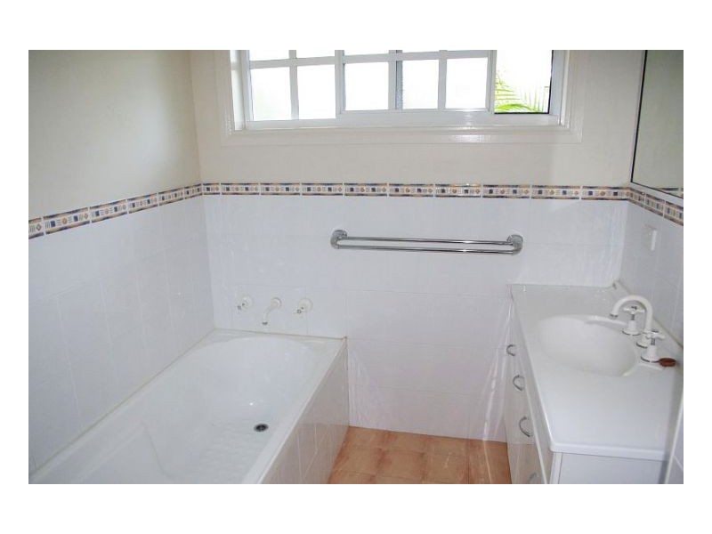 22 Molong Road, Old Bar NSW 2430