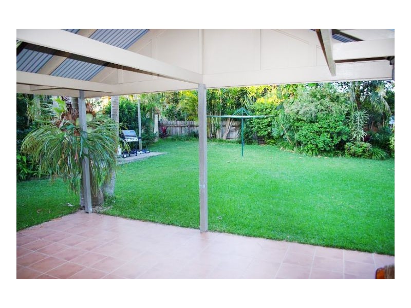 22 Molong Road, Old Bar NSW 2430