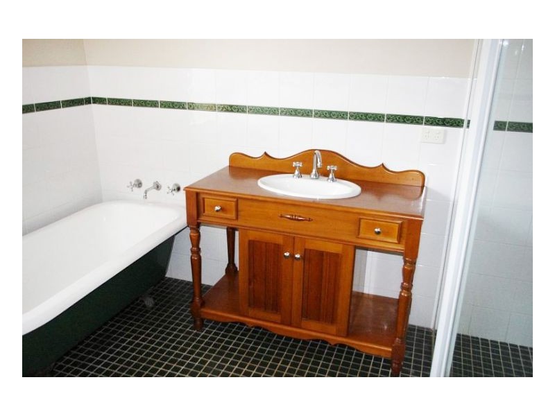 44 Hall Street, Old Bar NSW 2430