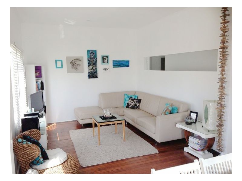 5 Pacific Street, Wallabi Point NSW 2430