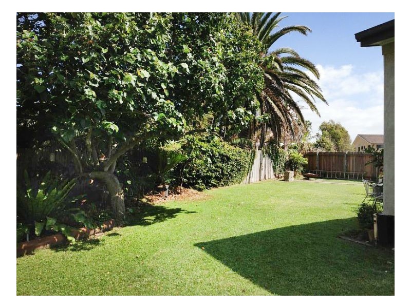 5 Pacific Street, Wallabi Point NSW 2430