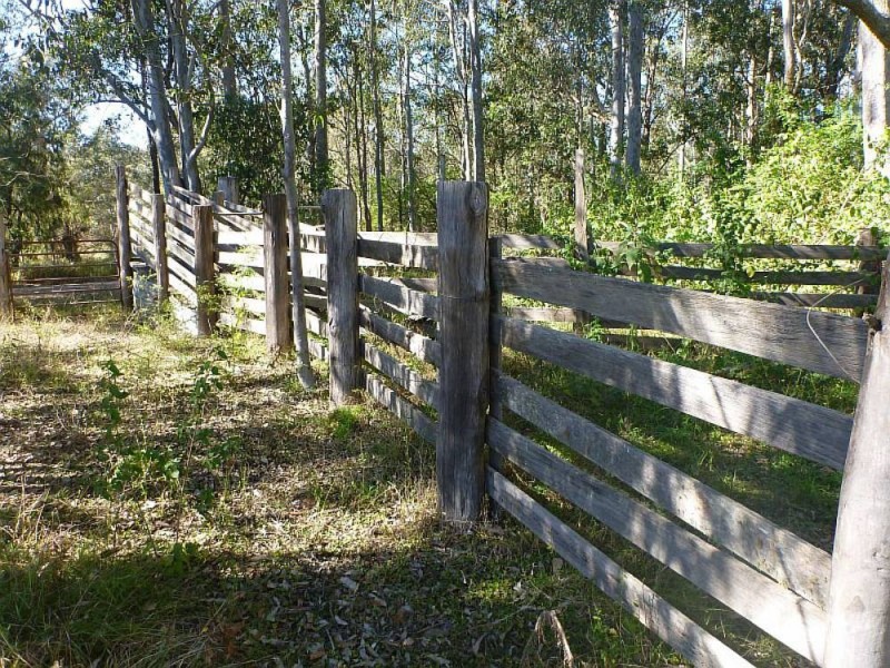 86 Bull Hill Rd, Tinonee NSW 2430