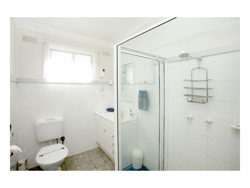 23 Bryan Street, Old Bar NSW 2430