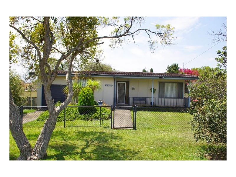 23 Bryan Street, Old Bar NSW 2430