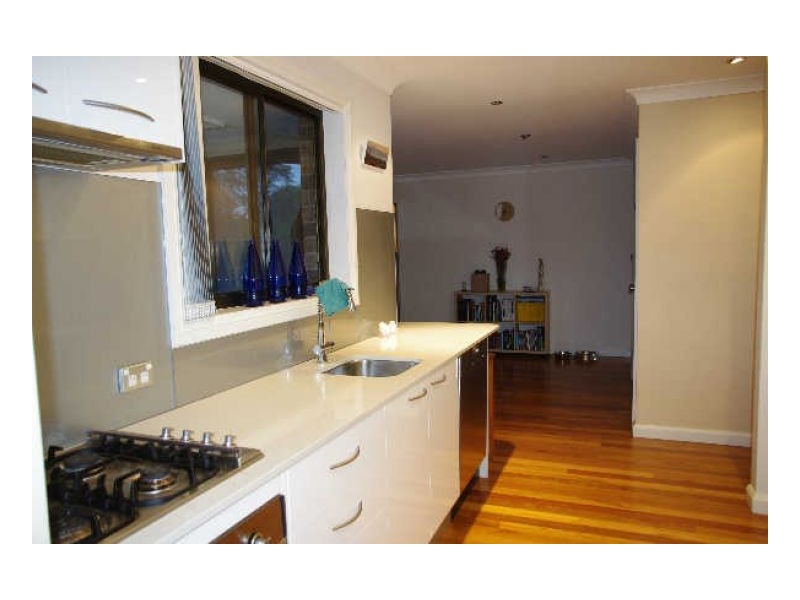4 Silky Ash Close, Old Bar NSW 2430
