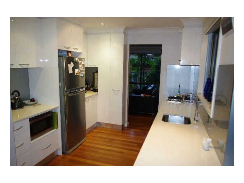 4 Silky Ash Close, Old Bar NSW 2430