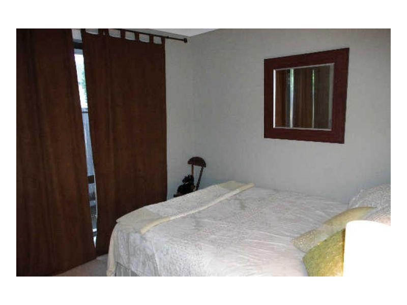 4 Silky Ash Close, Old Bar NSW 2430
