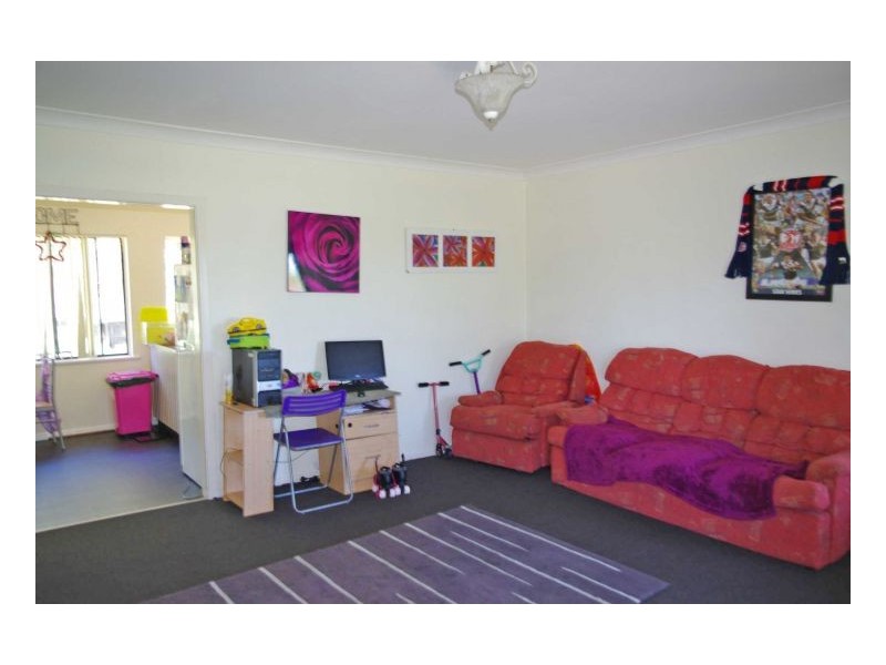 20 Broadoaks Road, Old Bar NSW 2430