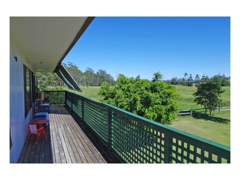 20 Broadoaks Road, Old Bar NSW 2430