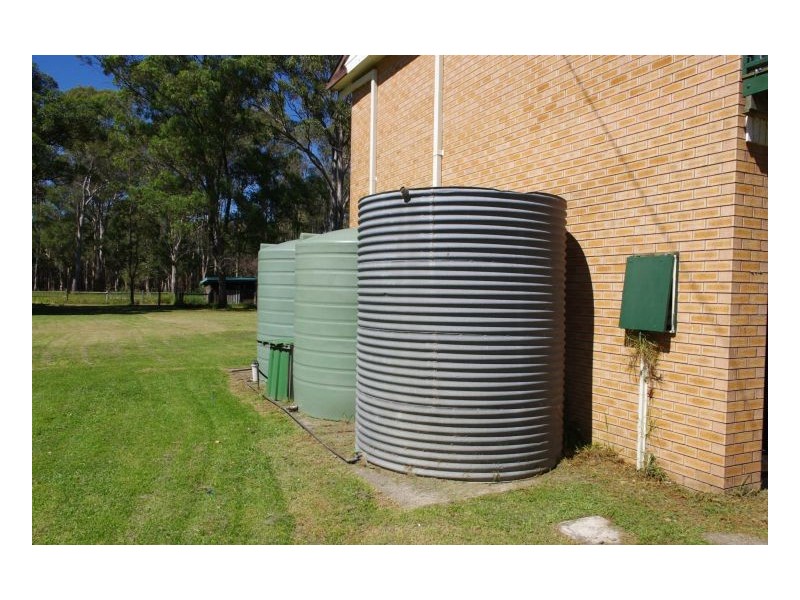 20 Broadoaks Road, Old Bar NSW 2430