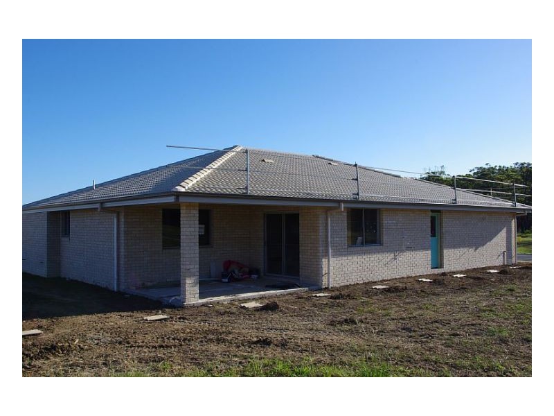 54 Albatross Way, Old Bar NSW 2430