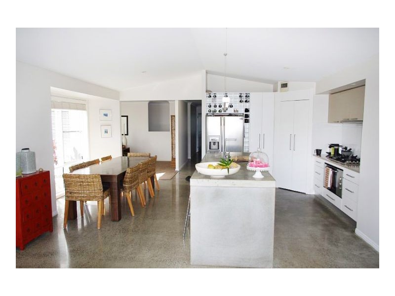 16 Shantull Drive, Wallabi Point NSW 2430