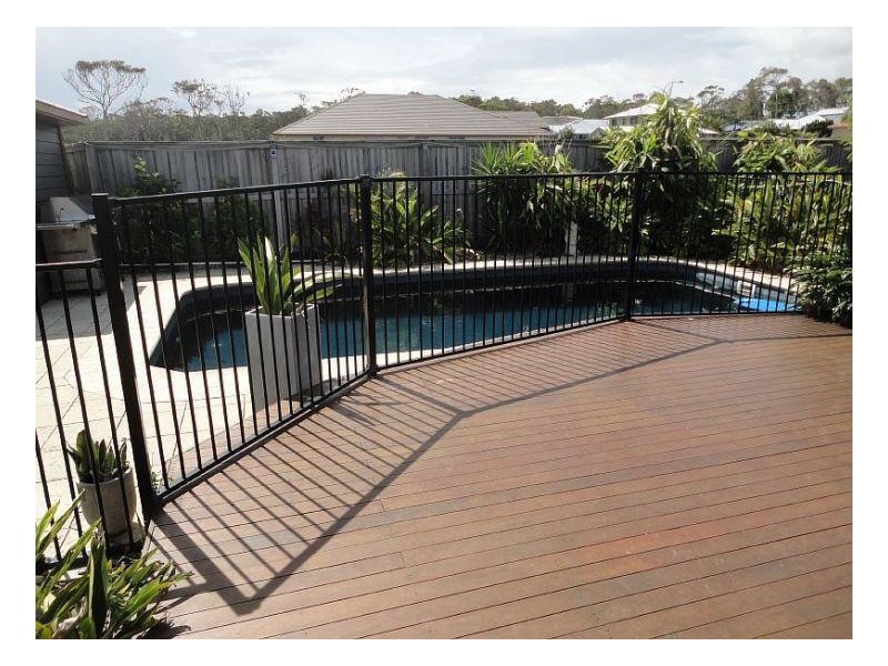 16 Shantull Drive, Wallabi Point NSW 2430
