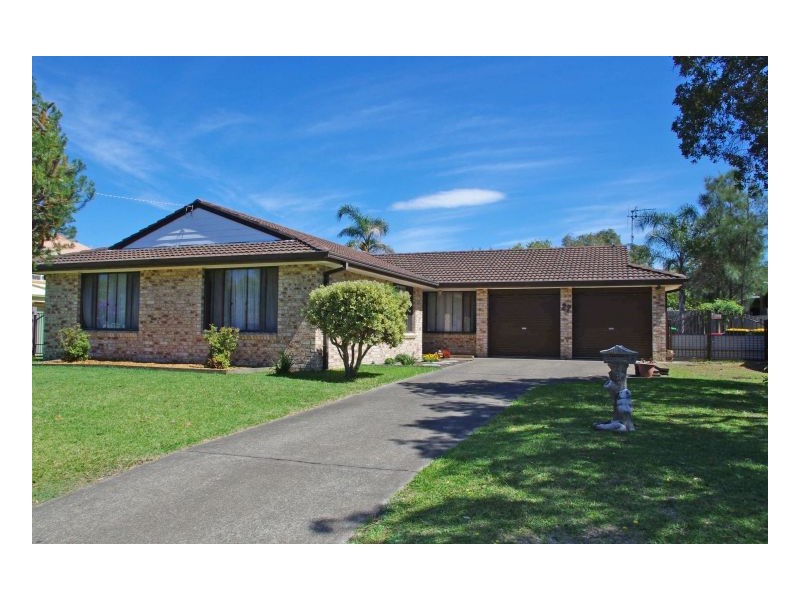 27 Cross Street, Old Bar NSW 2430