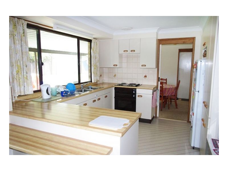 27 Cross Street, Old Bar NSW 2430