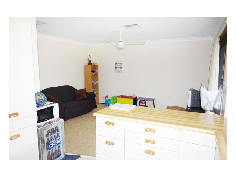 27 Cross Street, Old Bar NSW 2430