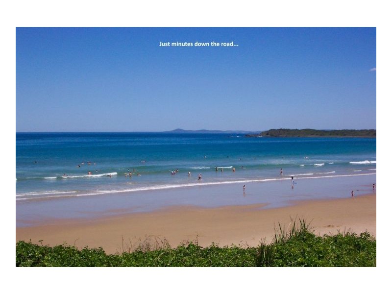 24 Shantull Drive, Wallabi Point NSW 2430