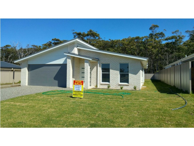 53 Albatross Way, Old Bar NSW 2430