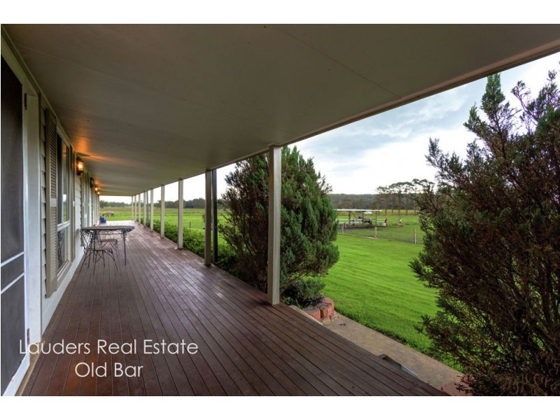 700 Manning Point Road, Oxley Island NSW 2430