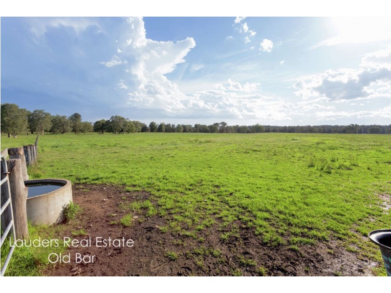 700 Manning Point Road, Oxley Island NSW 2430