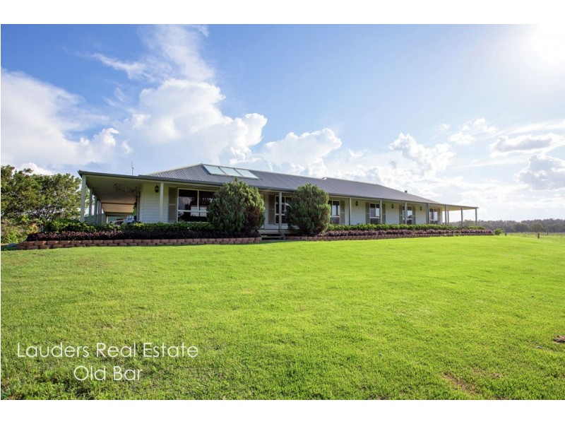 700 Manning Point Road, Oxley Island NSW 2430