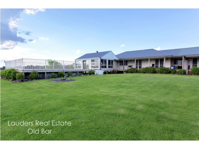 700 Manning Point Road, Oxley Island NSW 2430